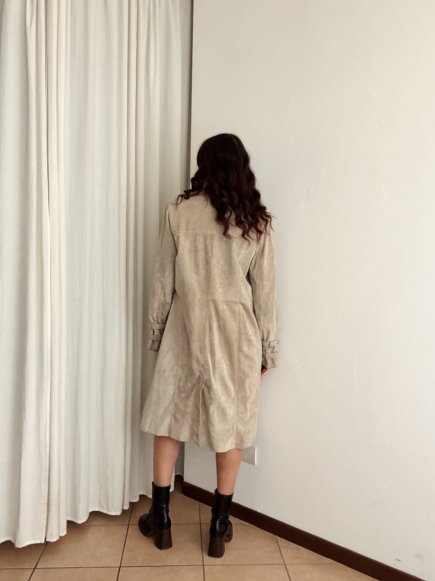 Trench in pelle beige 42