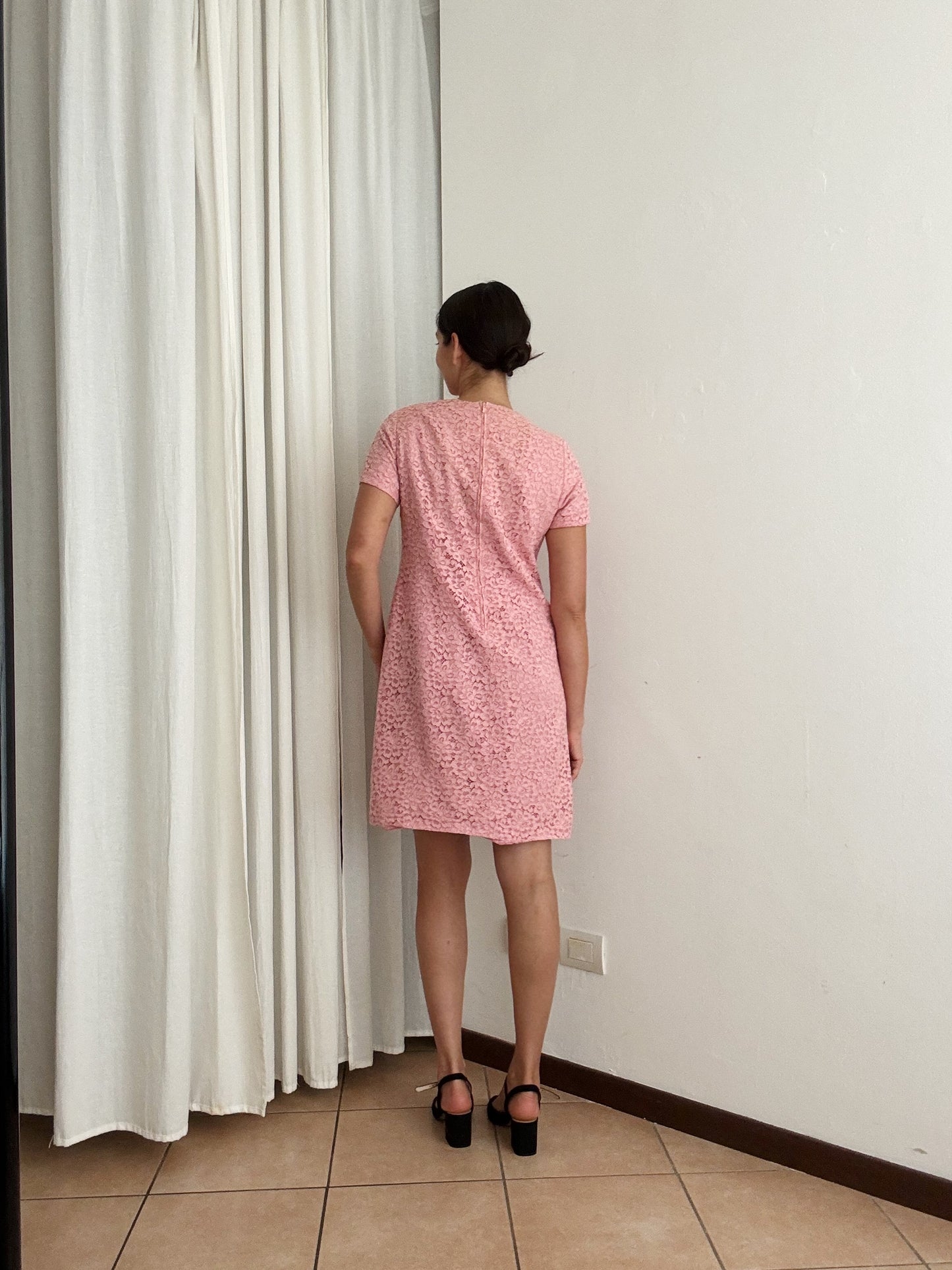 Abito sartoriale pizzo rosa M