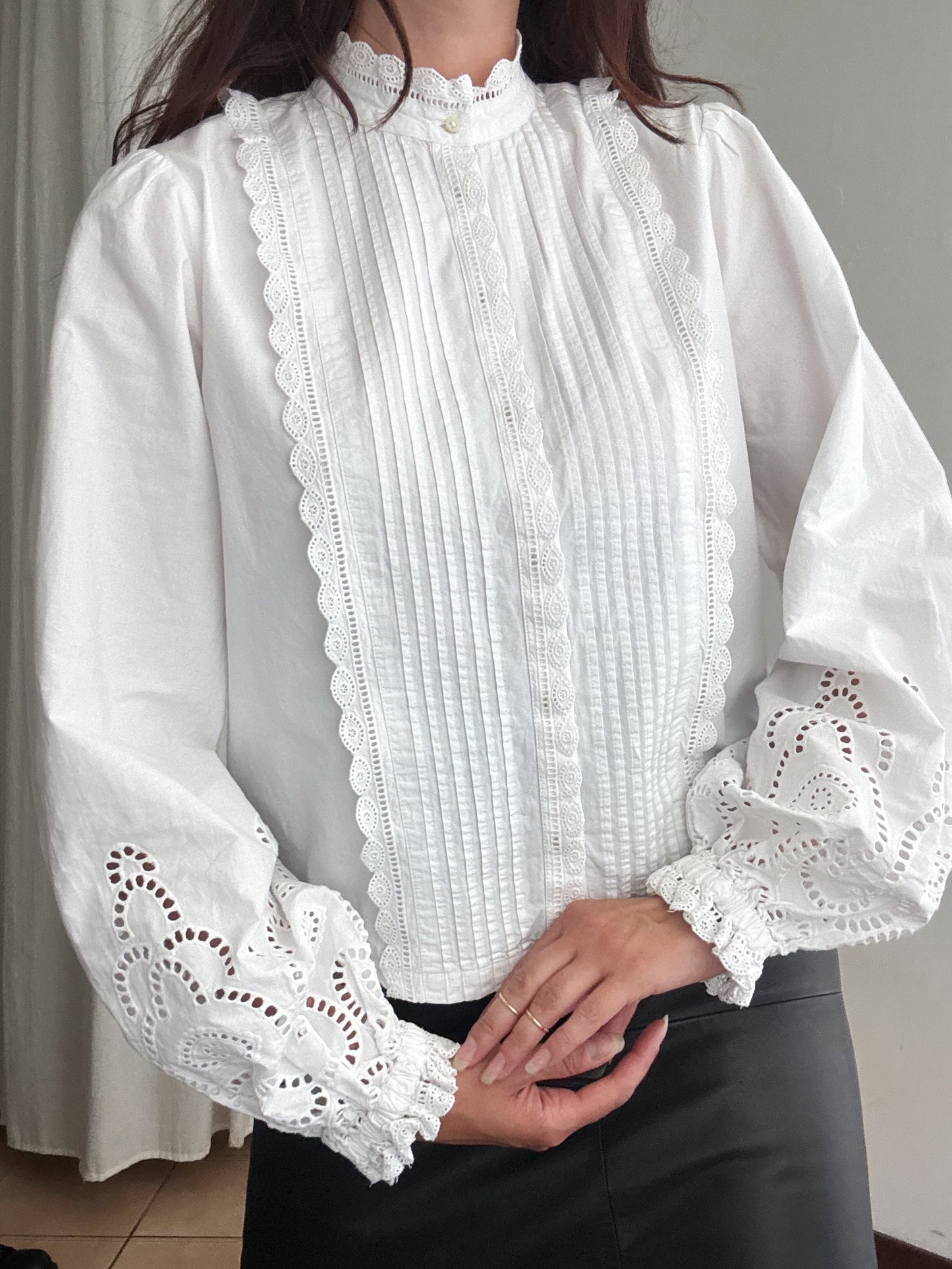 Camicia con maniche a sbuffo M