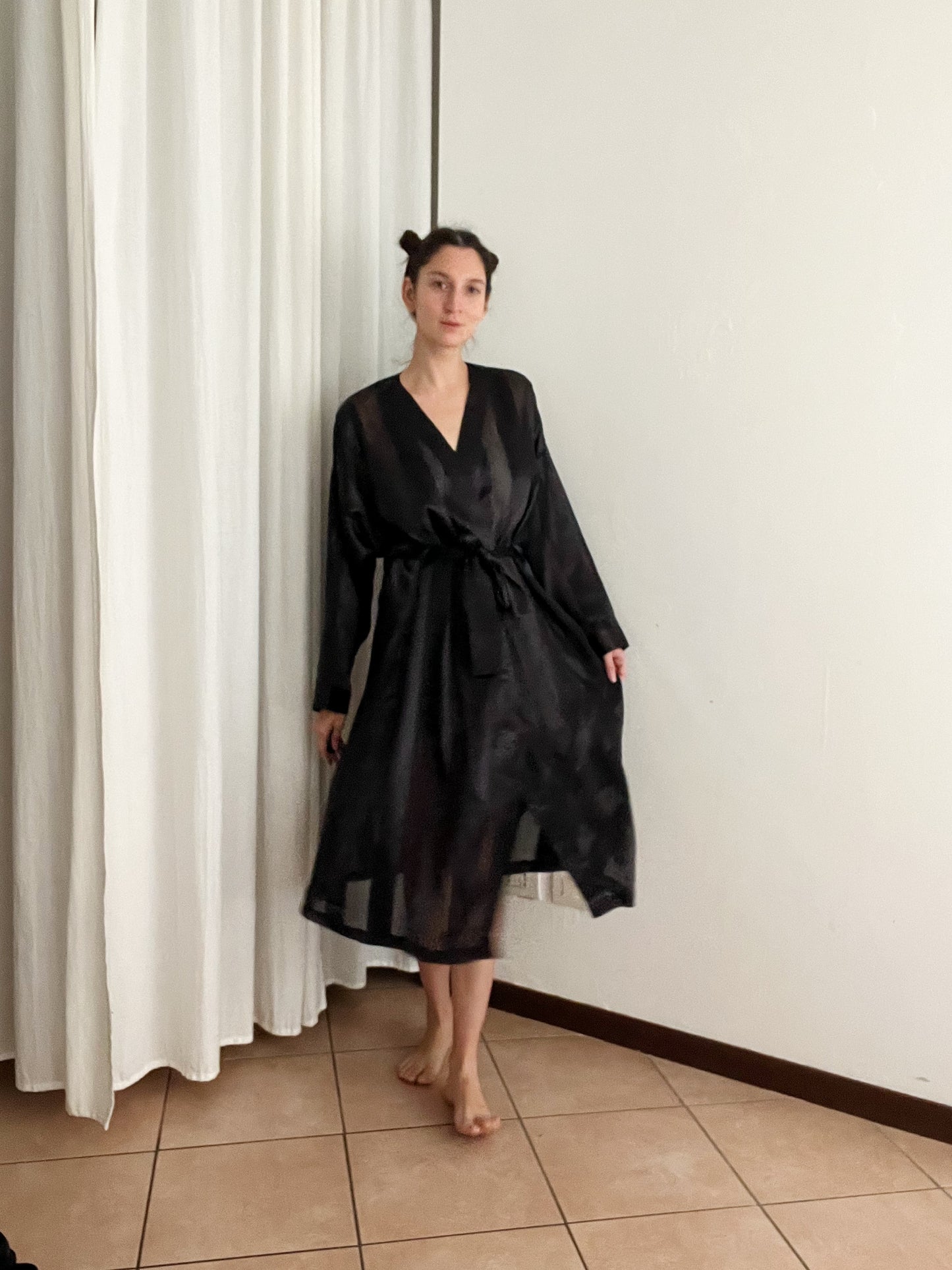 Vestaglia seta nera 48