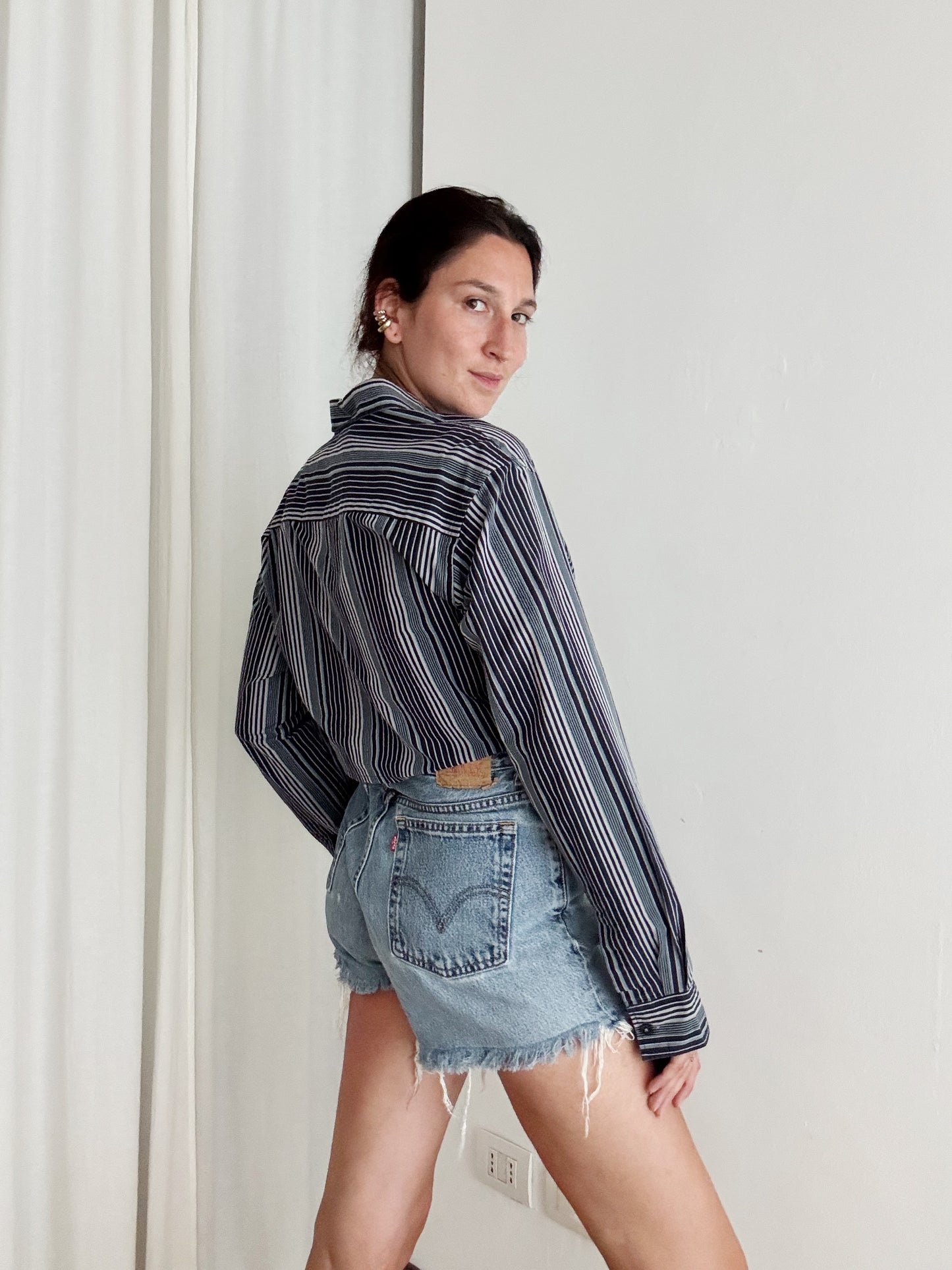 Crop + scrunchie a righe grigie blu