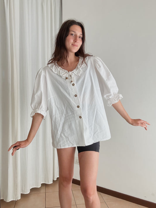 Camicia bianca romantica 54