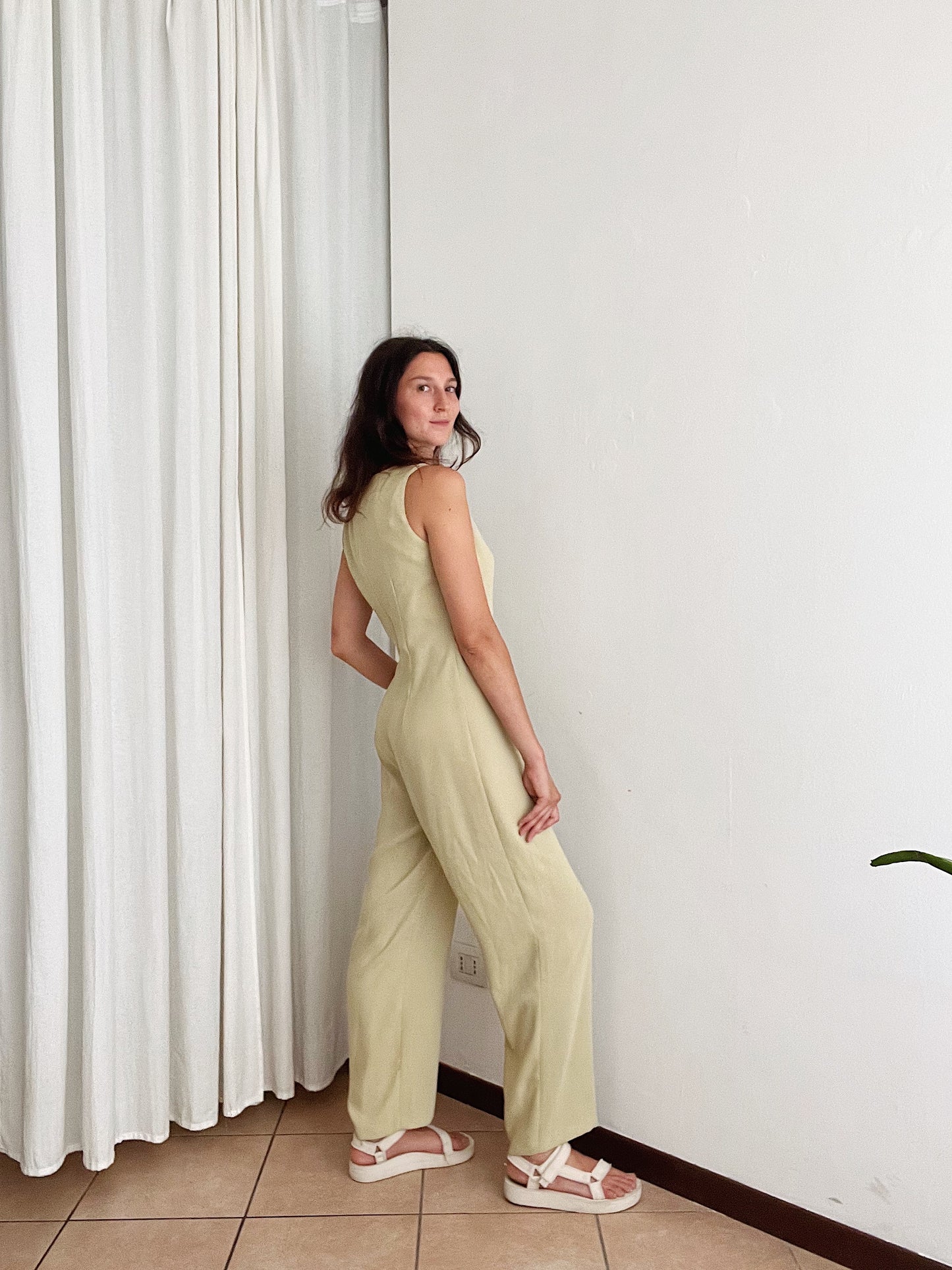 Tuta nuova beige M/L