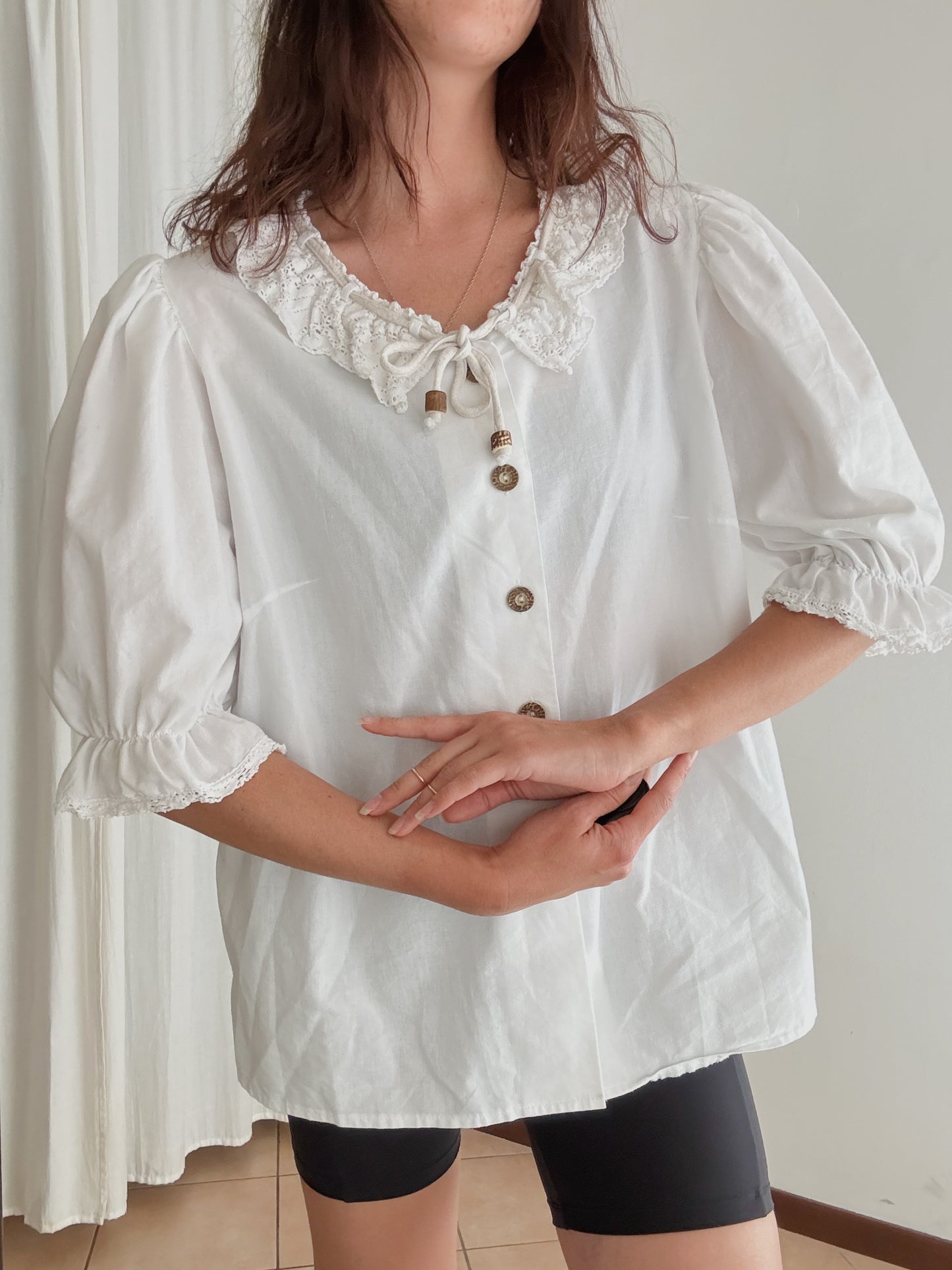 Camicia bianca romantica 54