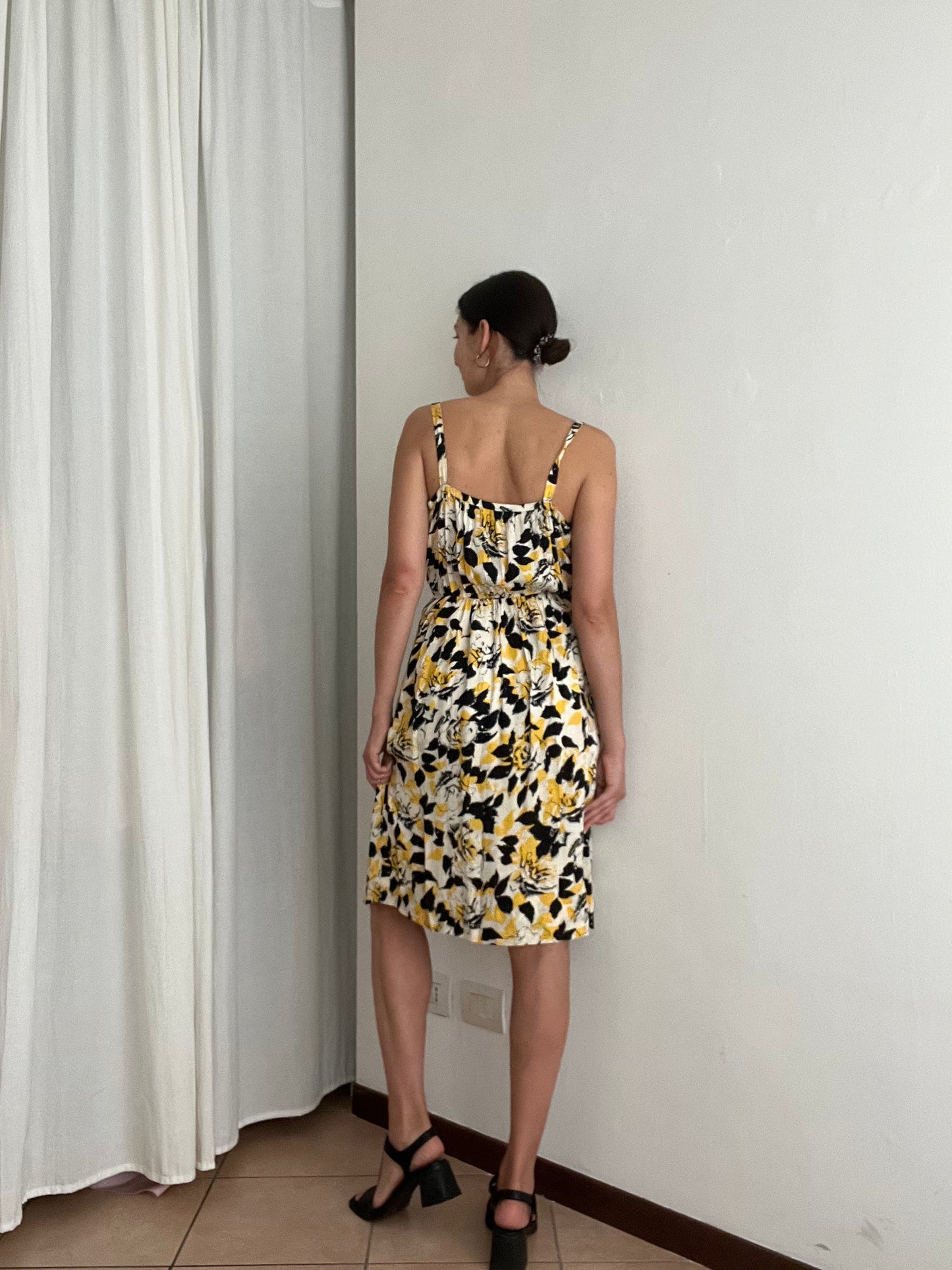 Abito in seta bianco nero giallo XS