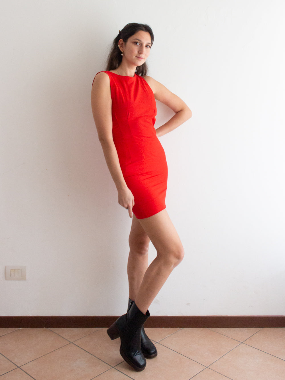 Abito rosso catene oro XS