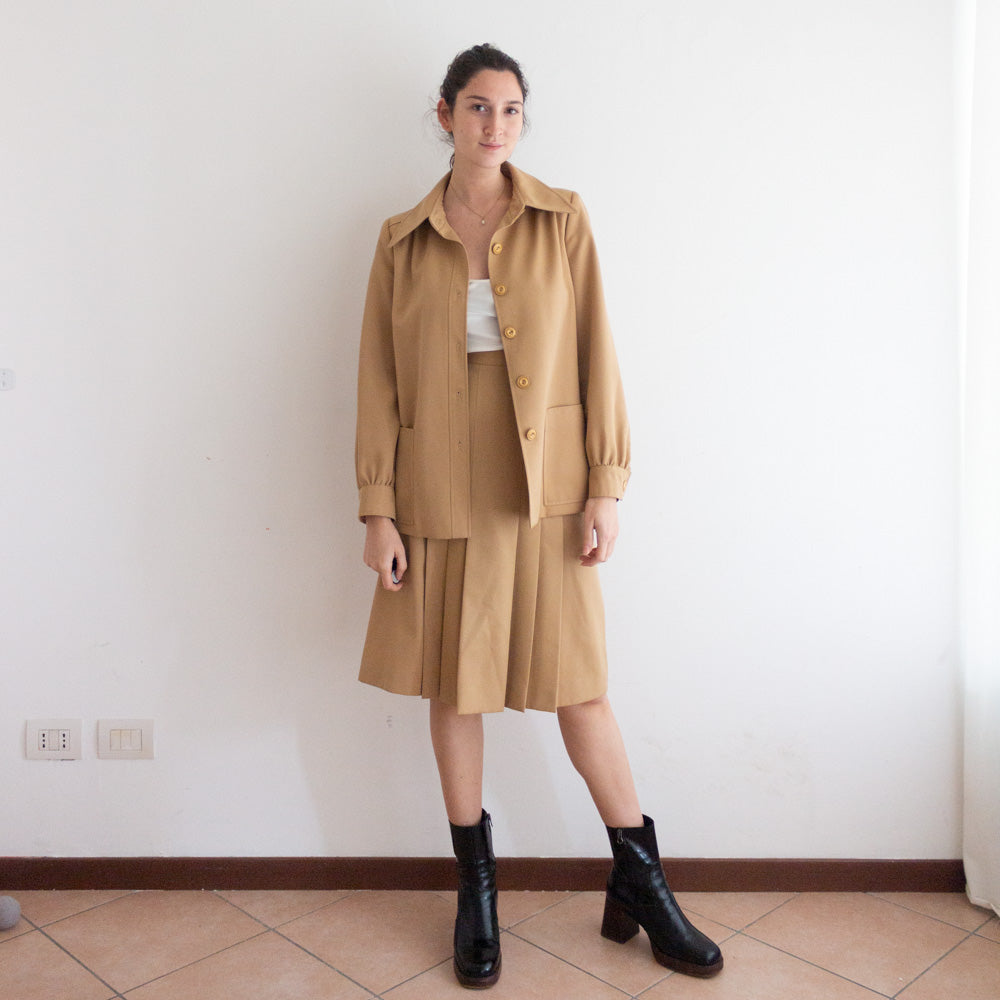 Completo beige 42
