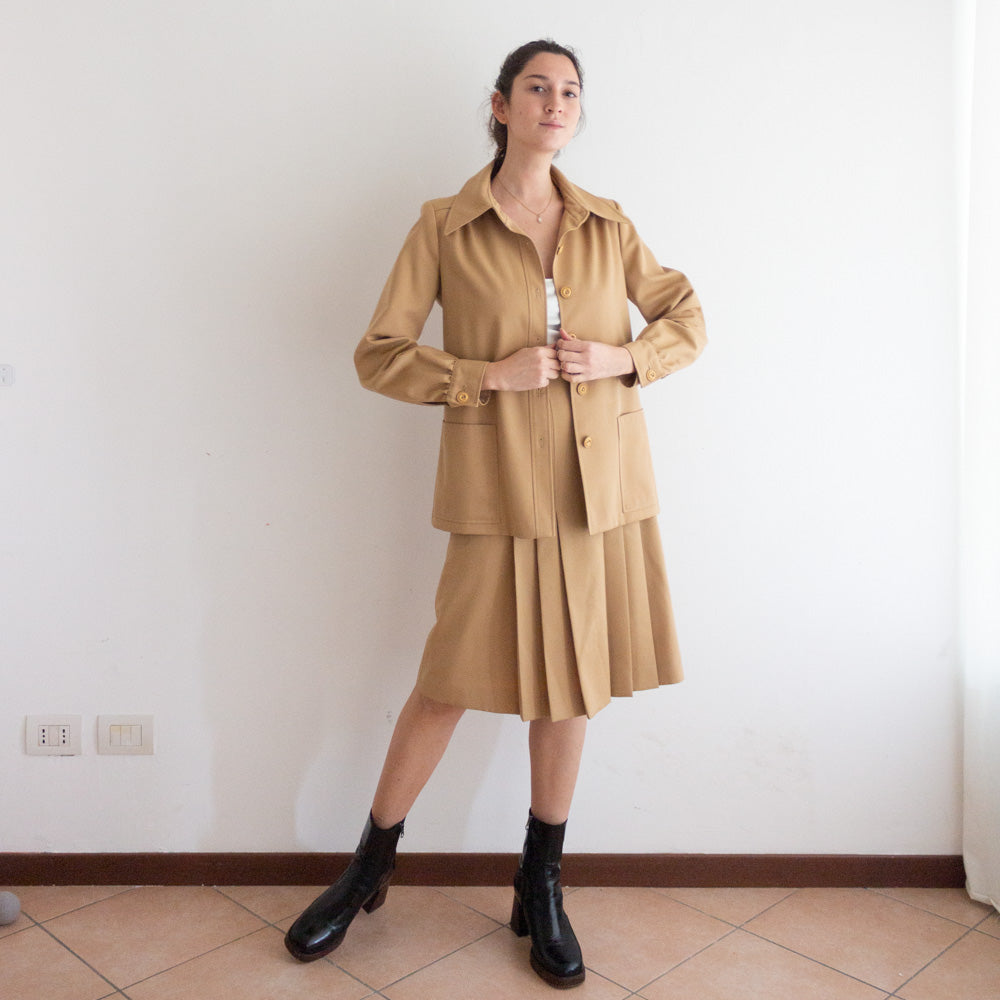 Completo beige 42