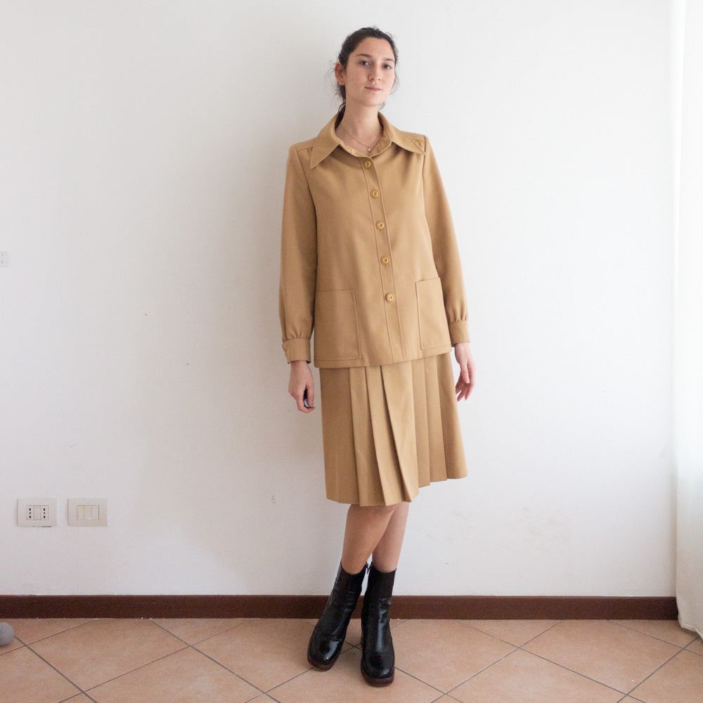 Completo beige 42