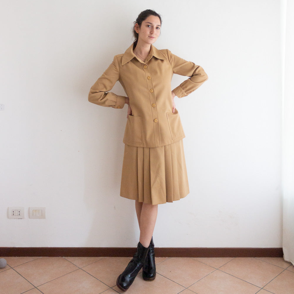 Completo beige 42