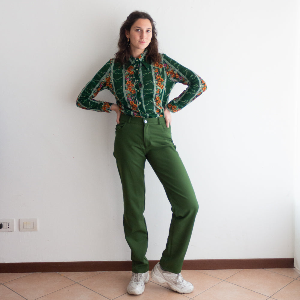 Pantaloni verdi 44