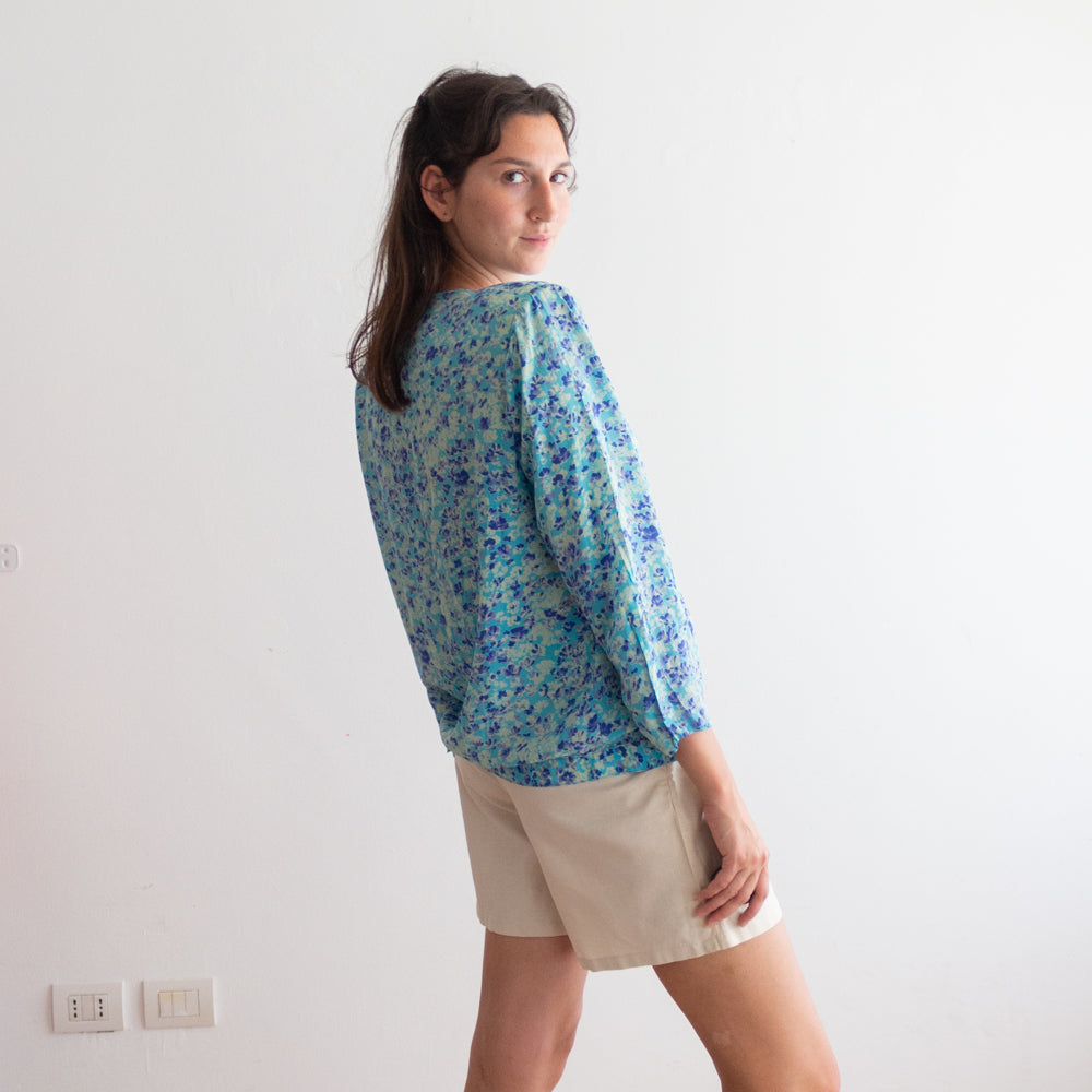 Camicia seta floreale azzurra L