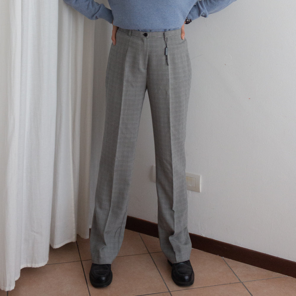 Pantaloni grigi 48
