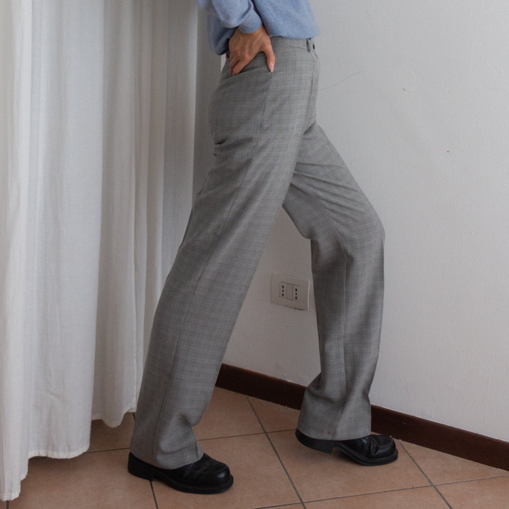Pantaloni grigi 48