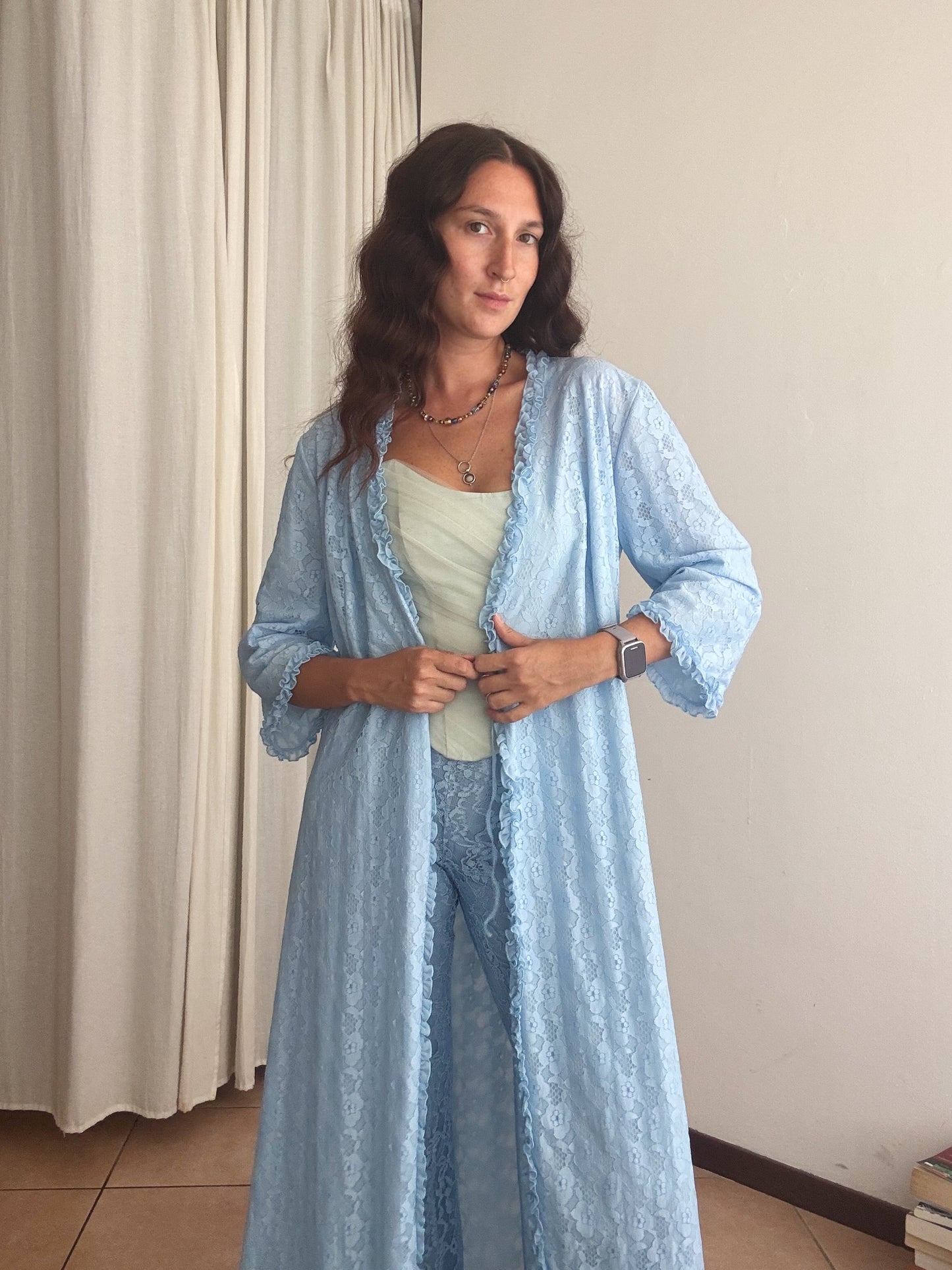 Vestaglia azzurra L