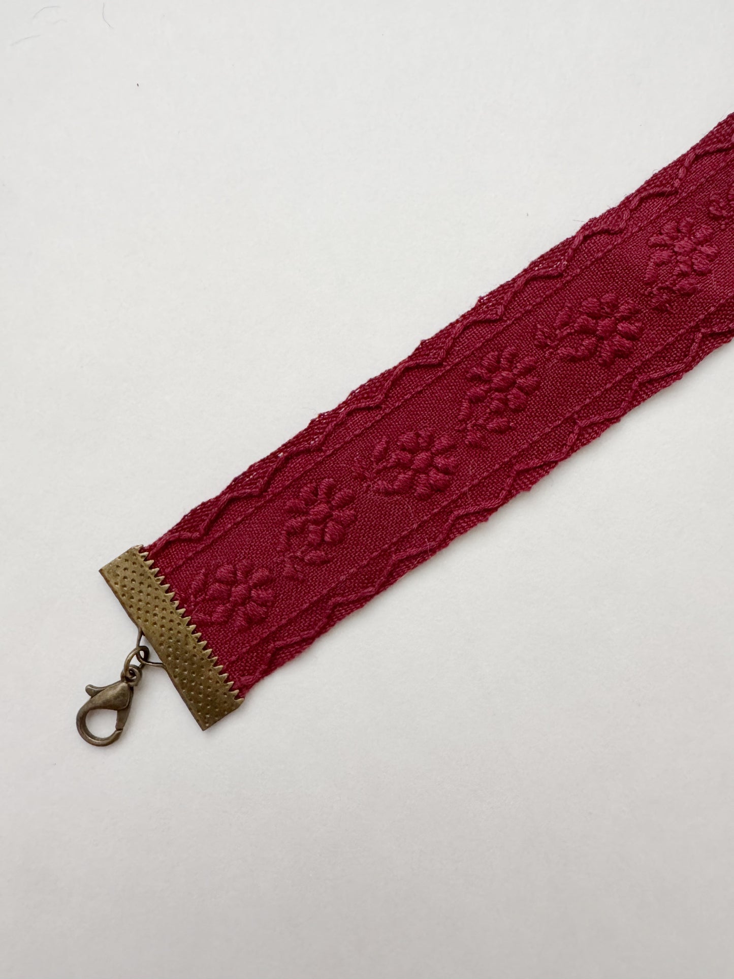 Chocker handmade