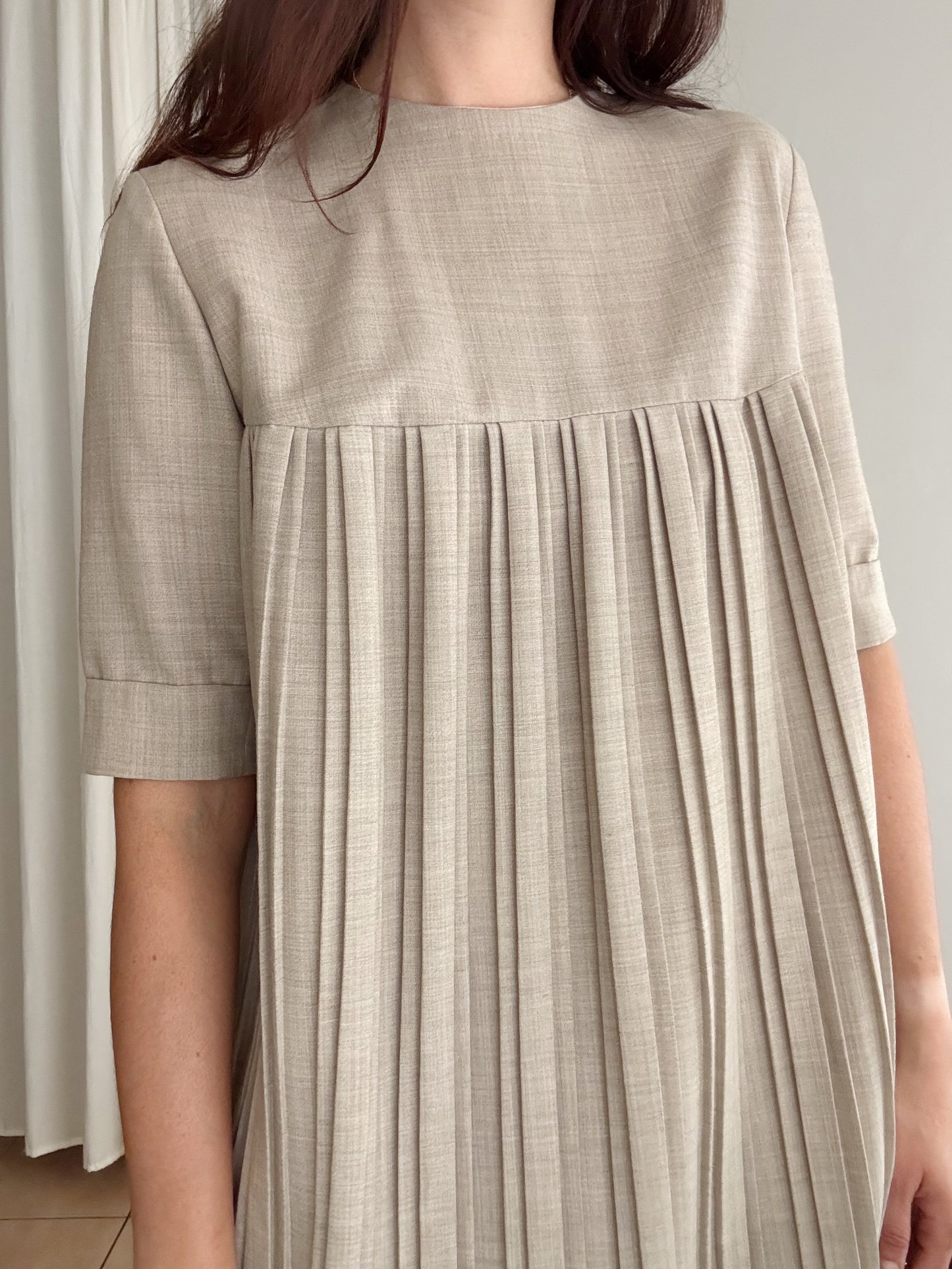 Abito plissettato beige S/M
